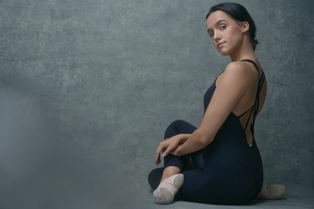 Dyana - Capture The Present