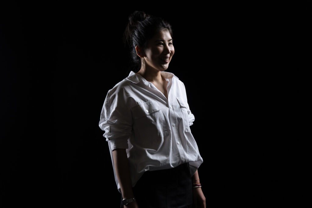 Enoki's corporate portraits in the studio