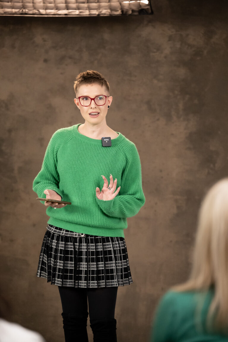 Lauren Thiel - The Real Thiel